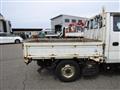 2013 Isuzu Elf Truck