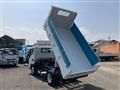 2023 Isuzu Elf Truck