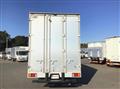 2020 Isuzu Elf Truck