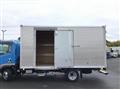 2020 Isuzu Elf Truck