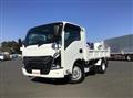 2024 Isuzu Elf Truck