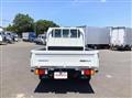 2018 Isuzu Elf Truck