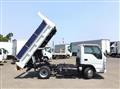 2020 Isuzu Elf Truck