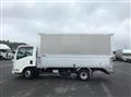 2013 Isuzu Elf Truck