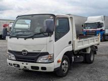 2016 Hino Dutro