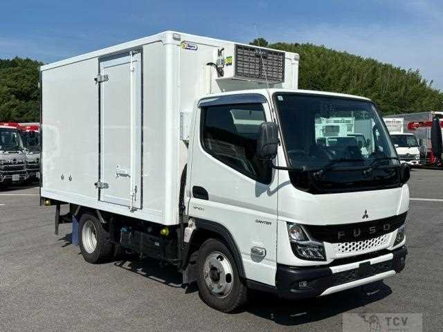2024 Mitsubishi Fuso Canter