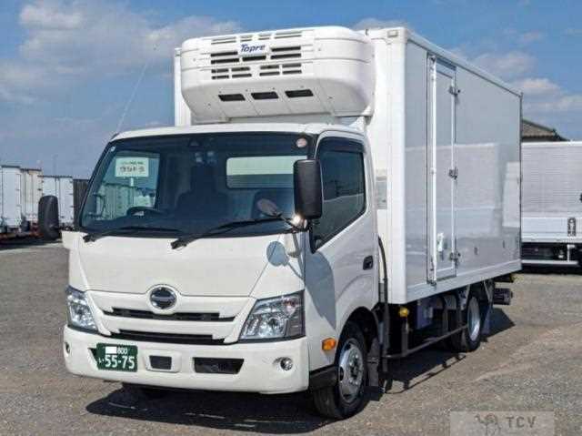 2023 Hino Dutro