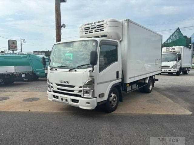 2021 Isuzu Elf Truck