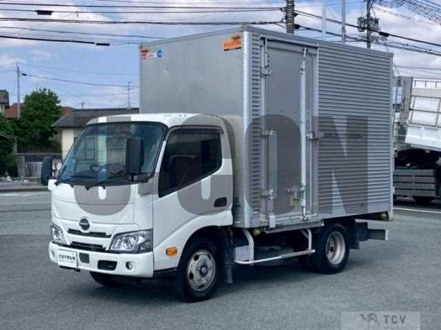 2023 Hino Dutro