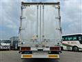 2001 Mitsubishi Fuso Fighter