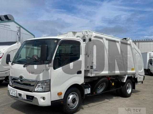 2024 Hino Dutro