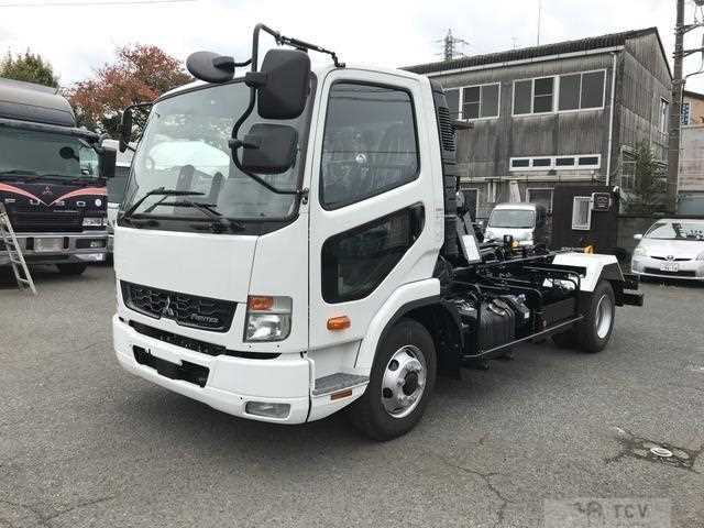 2025 Mitsubishi Fuso Fighter