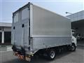 2020 Isuzu Elf Truck