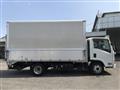 2020 Isuzu Elf Truck
