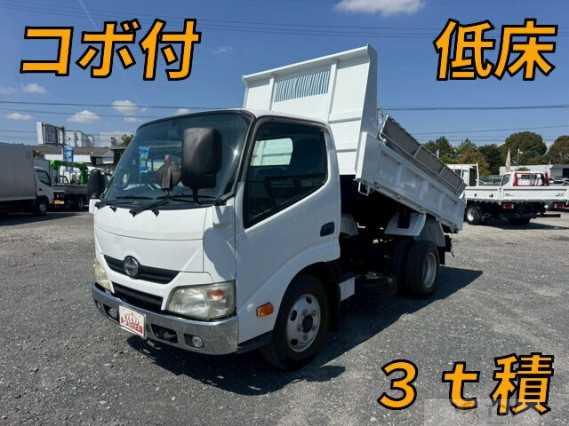 2012 Hino Dutro