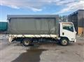 2017 Isuzu Elf Truck