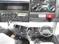 2016 Isuzu Elf Truck