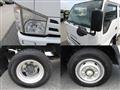 2016 Isuzu Elf Truck