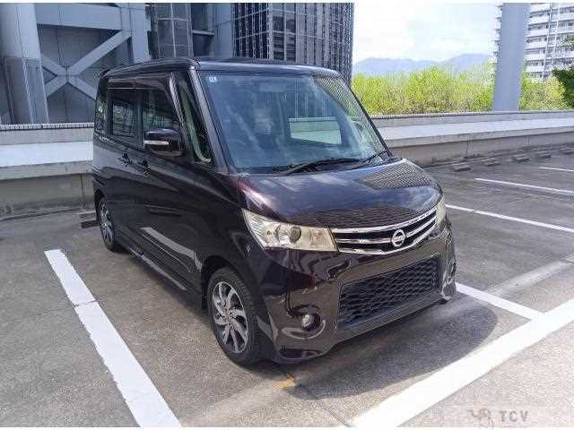 2012 Nissan ROOX