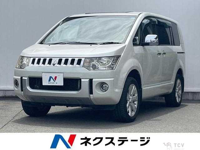 2011 Mitsubishi Delica D5