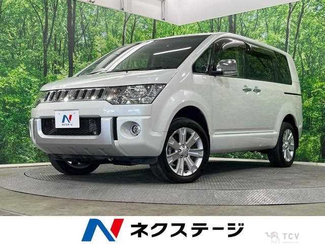 2017 Mitsubishi Delica D5