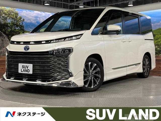 2023 Toyota Voxy