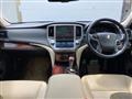 2013 Toyota Crown Hybrid
