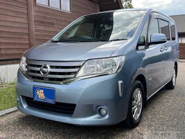2013 Nissan Serena