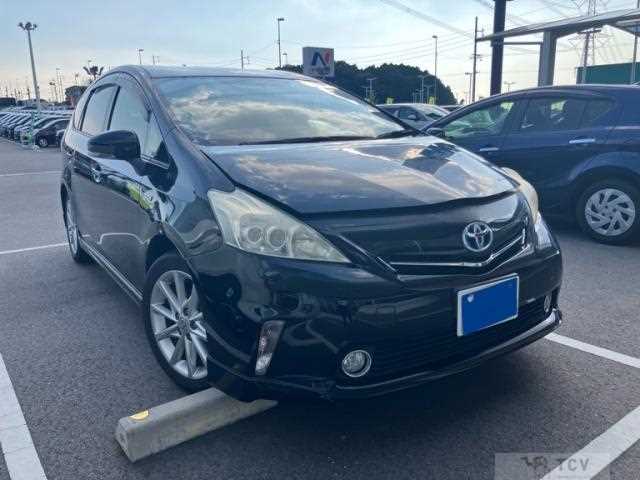 2013 Toyota PRIUS α