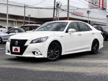 2015 Toyota Crown Hybrid