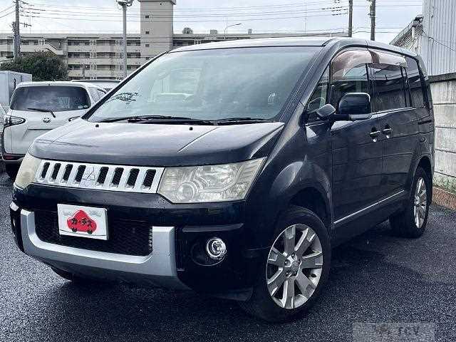 2010 Mitsubishi Delica D5