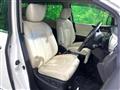 2017 Nissan Elgrand
