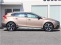 2017 Volvo V40