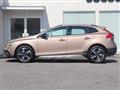 2017 Volvo V40