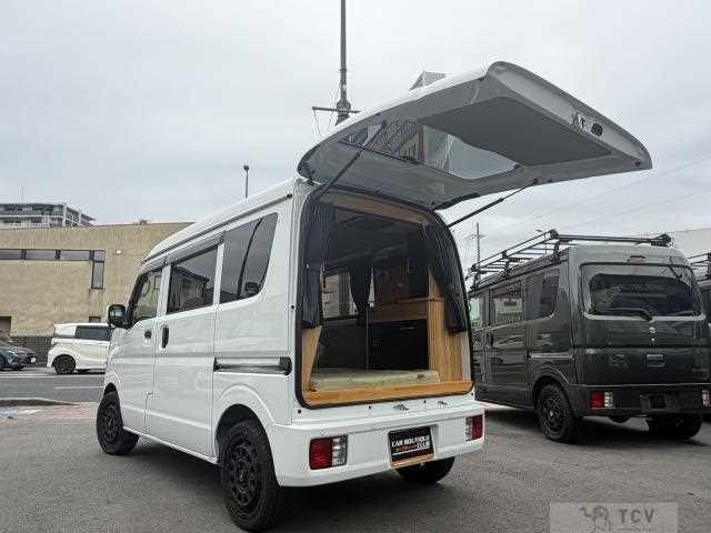 2023 Suzuki Every