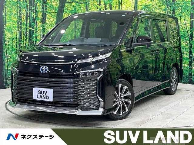 2022 Toyota Voxy
