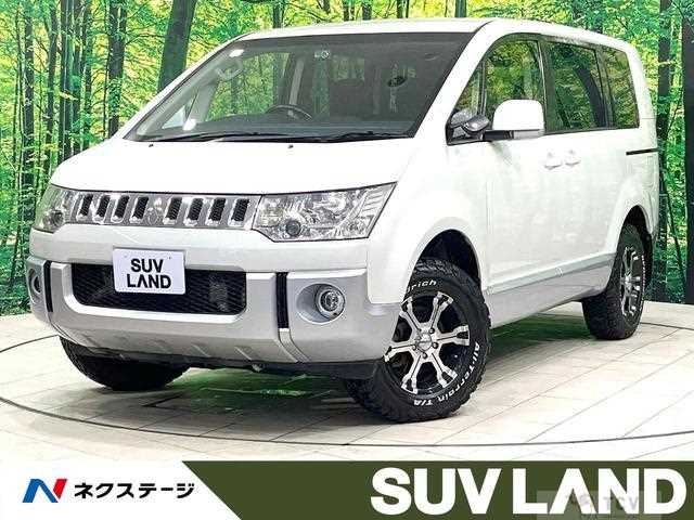 2013 Mitsubishi Delica D5