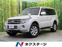 2013 Mitsubishi Pajero