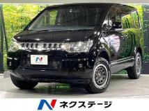 2015 Mitsubishi Delica D5