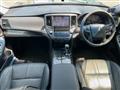 2013 Toyota Crown Hybrid