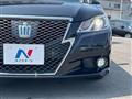 2013 Toyota Crown Hybrid