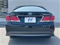 2013 Toyota Crown Hybrid