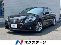 2013 Toyota Crown Hybrid