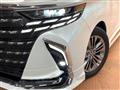2023 Toyota Alphard Hybrid