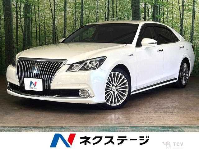 2013 Toyota Crown Majesta