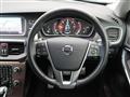 2017 Volvo V40