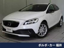 2017 Volvo V40
