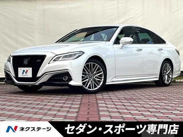 2020 Toyota Crown Hybrid