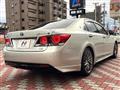 2017 Toyota Crown Hybrid