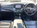 2013 Toyota Crown Hybrid